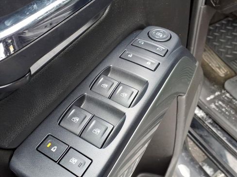 Used 2016 Chevrolet Silverado 1500 LT w/ LPO, Black Pack image 15