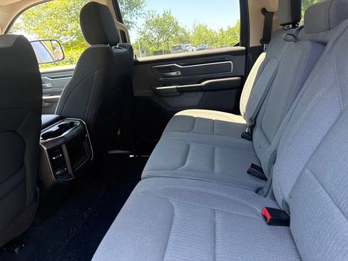 Used 2019 RAM 1500 Big Horn AWD/4WD image 10