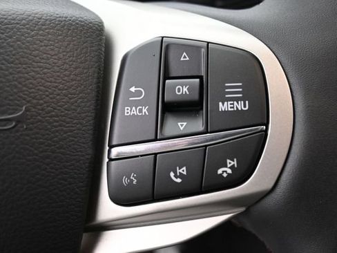 New 2026 Ford Explorer Active RWD image 22