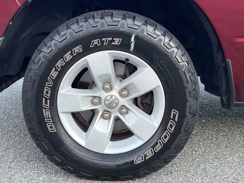 Used 2019 RAM 1500 Classic SLT image 31