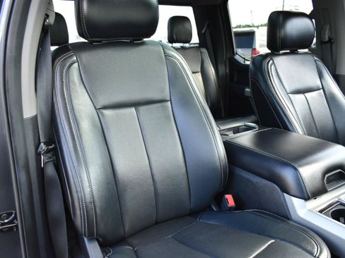 Used 2018 Ford F150 Lariat w/ Equipment Group 502A Luxury AWD/4WD image 30