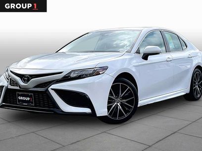 Used 2024 Toyota Camry SE