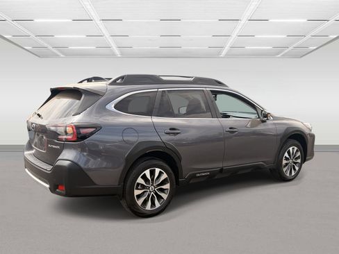 Used 2024 Subaru Outback Limited AWD/4WD image 5