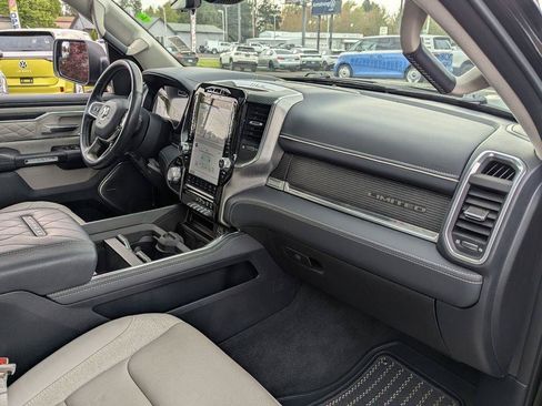 Used 2024 RAM 1500 Limited AWD/4WD image 43