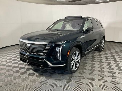 New 2026 Cadillac Vistiq Luxury image 1