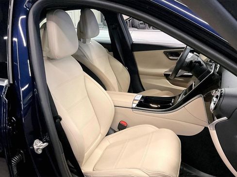 Certified 2022 Mercedes-Benz C 300 4MATIC Sedan image 7