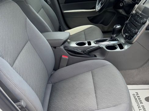 Used 2016 Chevrolet Malibu LS w/ Protection Package FWD image 11