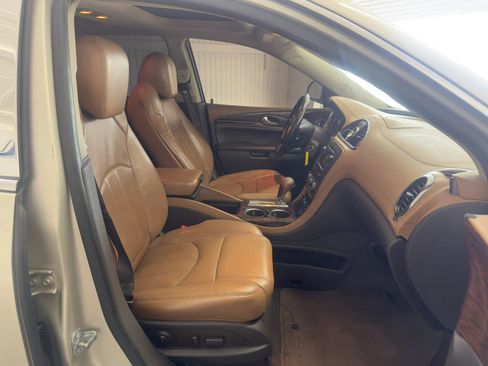 Used 2015 Buick Enclave Leather FWD image 10