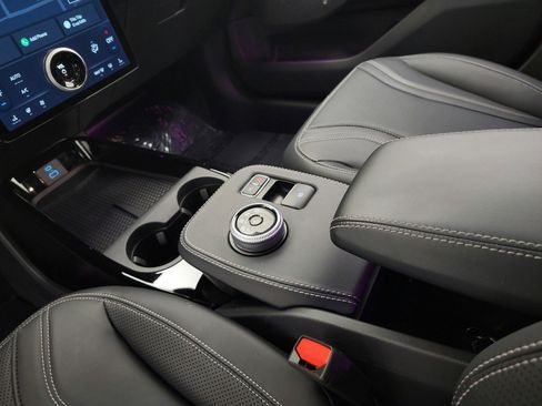 Used 2024 Ford Mustang Mach-E Premium image 13