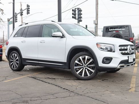 Used 2021 Mercedes-Benz GLB 250 GLB 250 4MATIC Sport Utility 4 image 2