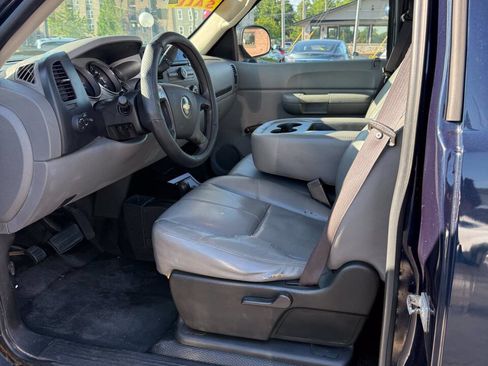 Used 2008 Chevrolet Silverado 2500 W/T w/ Snow Plow Prep Package AWD/4WD image 13