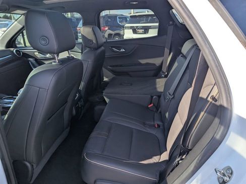 Used 2019 Chevrolet Blazer Premier w/ Sun and Wheels Package image 9