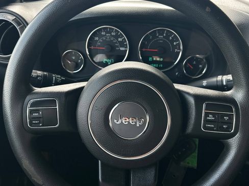 Used 2014 Jeep Wrangler Unlimited Sport AWD/4WD image 22