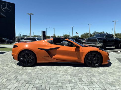 Used 2023 Chevrolet Corvette Z06 RWD image 6