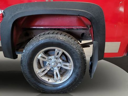Used 2007 Chevrolet Silverado 1500 LTZ w/ Safety Package AWD/4WD image 12