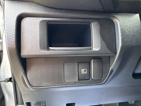 Used 2019 Toyota Tacoma SR w/ SR Convenience Package AWD/4WD image 19