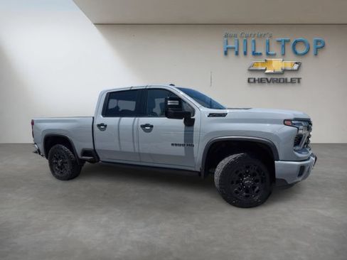 Used 2024 Chevrolet Silverado 2500 LTZ w/ LTZ Plus Package AWD/4WD image 3