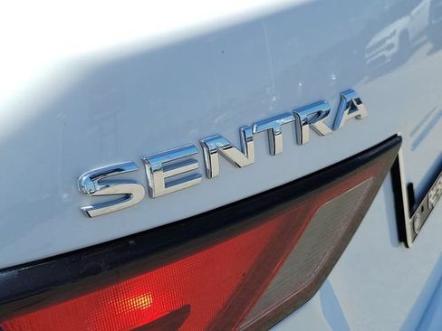 Used 2024 Nissan Sentra S FWD image 8