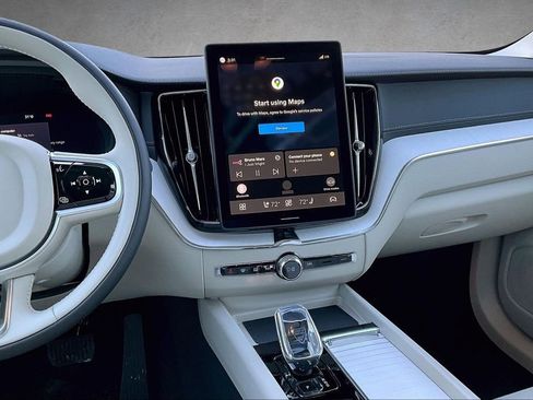 New 2026 Volvo XC60 T8 Ultra w/ Protection Package Premier image 6