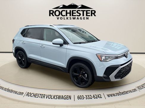 New 2026 Volkswagen Taos SEL AWD/4WD image 8