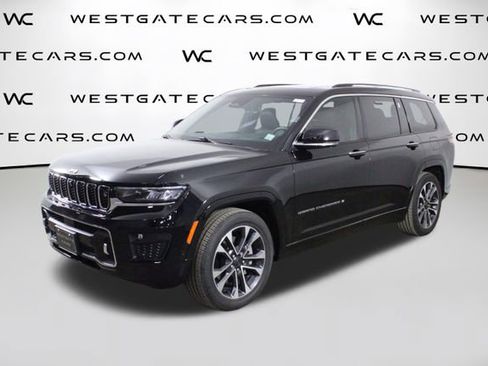 Used 2022 Jeep Grand Cherokee L Overland w/ Advanced Protech Group III AWD/4WD image 1