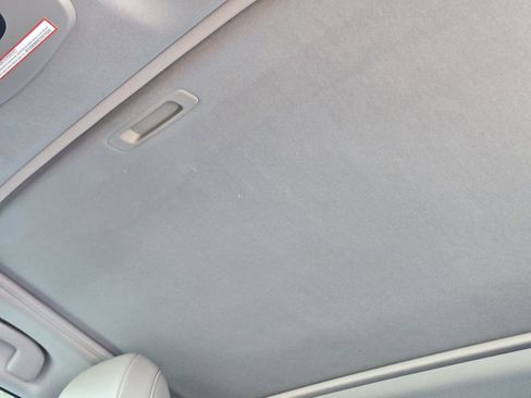 Used 2021 Toyota Camry SE image 30