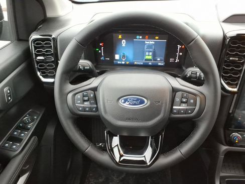 New 2025 Ford Ranger XLT image 13