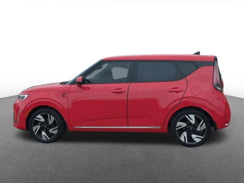 Used 2024 Kia Soul GT-Line w/ GT-Line Technology Package FWD image 3