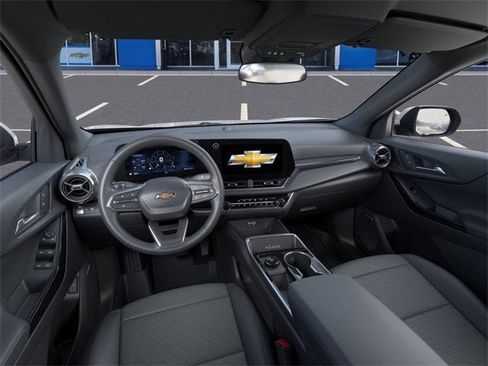 New 2026 Chevrolet Equinox LT w/ Convenience Package II image 15