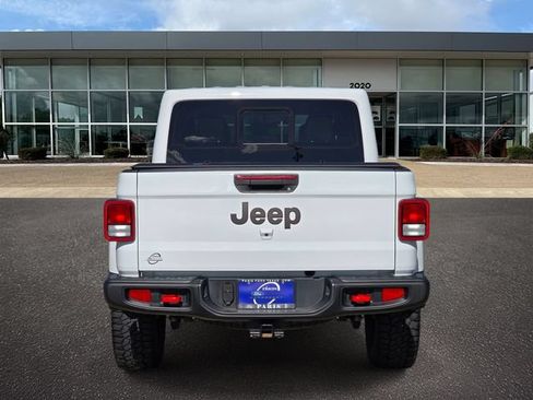 Used 2022 Jeep Gladiator Rubicon w/ Cold Weather Group AWD/4WD image 5