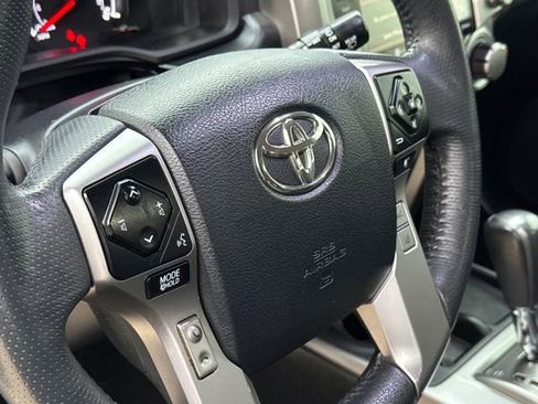 Used 2021 Toyota 4Runner SR5 Premium w/ Moonroof Package RWD image 29