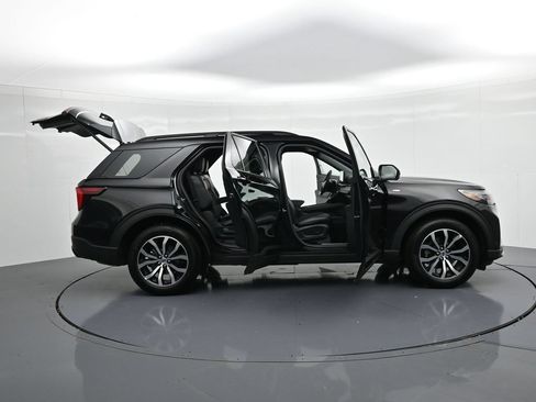 Certified 2026 Ford Explorer ST-Line AWD/4WD image 26
