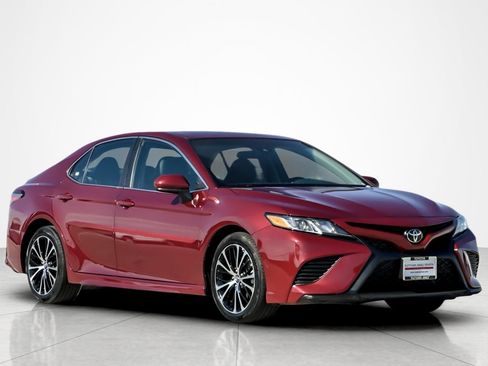 Certified 2018 Toyota Camry SE FWD image 7