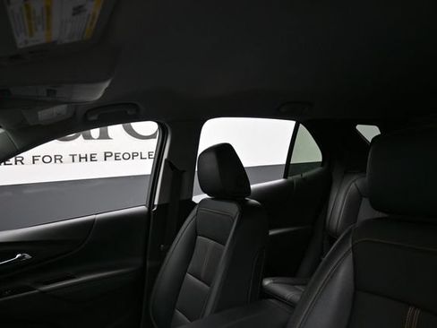 Used 2024 Chevrolet Equinox Premier FWD image 18