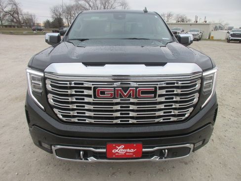 New 2026 GMC Sierra 1500 Denali w/ Denali Reserve Package image 12