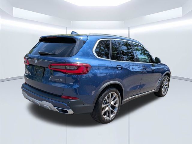 Used 2019 BMW X5 xDrive40i w/ Convenience Package AWD/4WD image 4