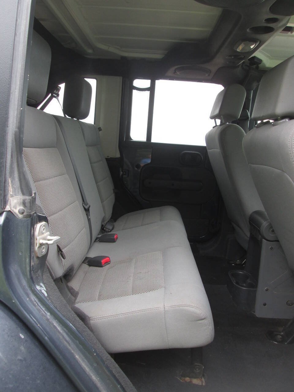 Used 2008 Jeep Wrangler Unlimited Sahara w/ Trailer Tow Group AWD/4WD image 14