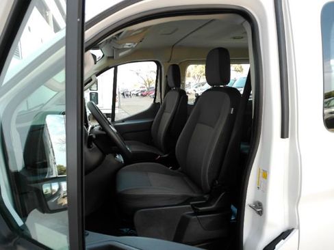 Used 2024 Ford Transit 350 XLT image 13