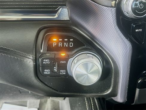 Used 2020 RAM 1500 Limited image 17