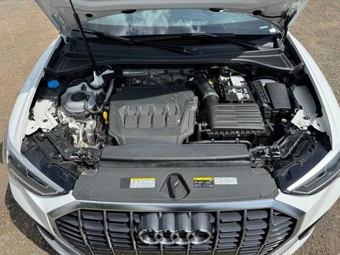 Certified 2025 Audi Q3 2.0T Premium image 27