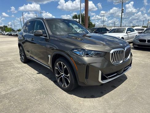 Used 2024 BMW X5 sDrive40i w/ Premium Package RWD image 7