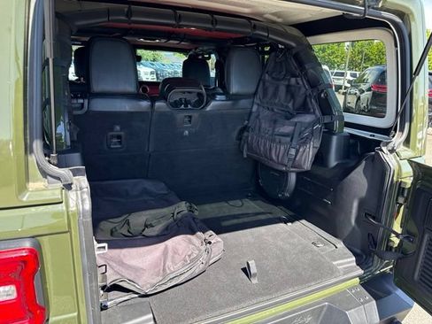 Used 2021 Jeep Wrangler Unlimited Rubicon w/ Uconnect 4C Nav & Sound Group AWD/4WD image 14