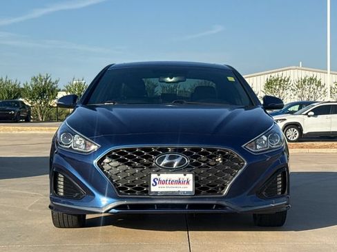 Used 2019 Hyundai Sonata Sport FWD image 2