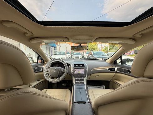 Used 2013 Lincoln MKZ FWD image 43