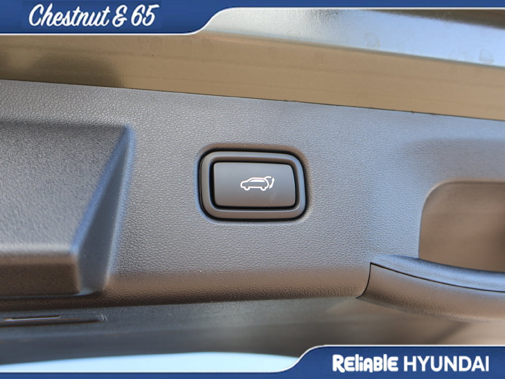 Used 2025 Hyundai Tucson SEL FWD image 16