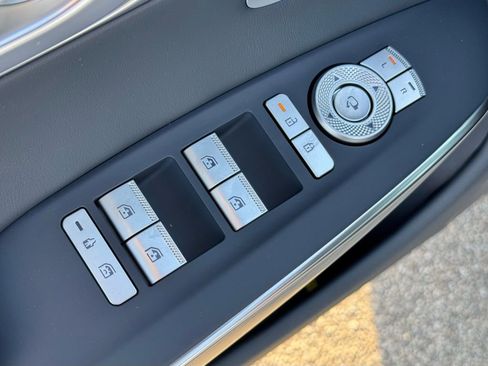 New 2026 Genesis GV70 2.5T Sport Prestige AWD/4WD image 27