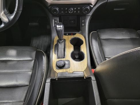 Used 2019 GMC Acadia Denali w/ LPO, Floor Liner Package image 17