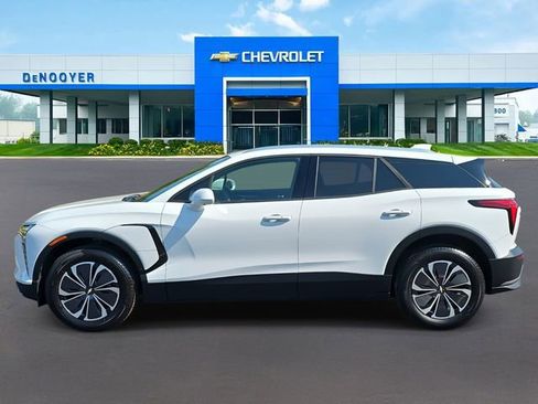 New 2025 Chevrolet Blazer EV LT image 11