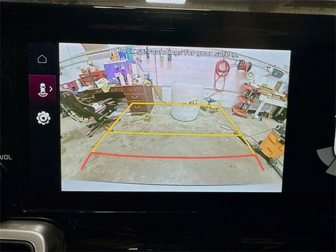 Used 2023 Kia Sorento X-Line EX image 22