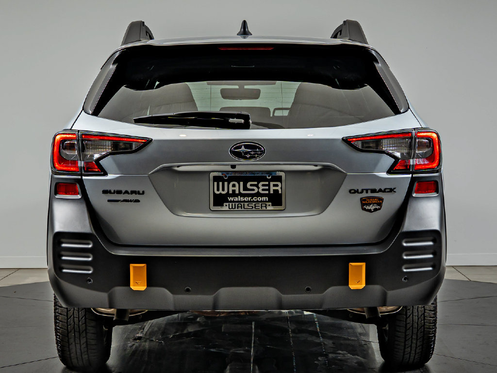 Used 2023 Subaru Outback Wilderness AWD/4WD image 6